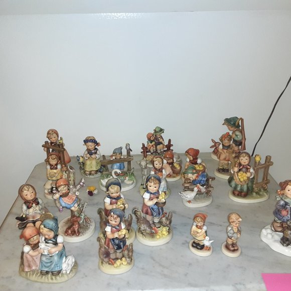 Hummels - Picture 7 of 9